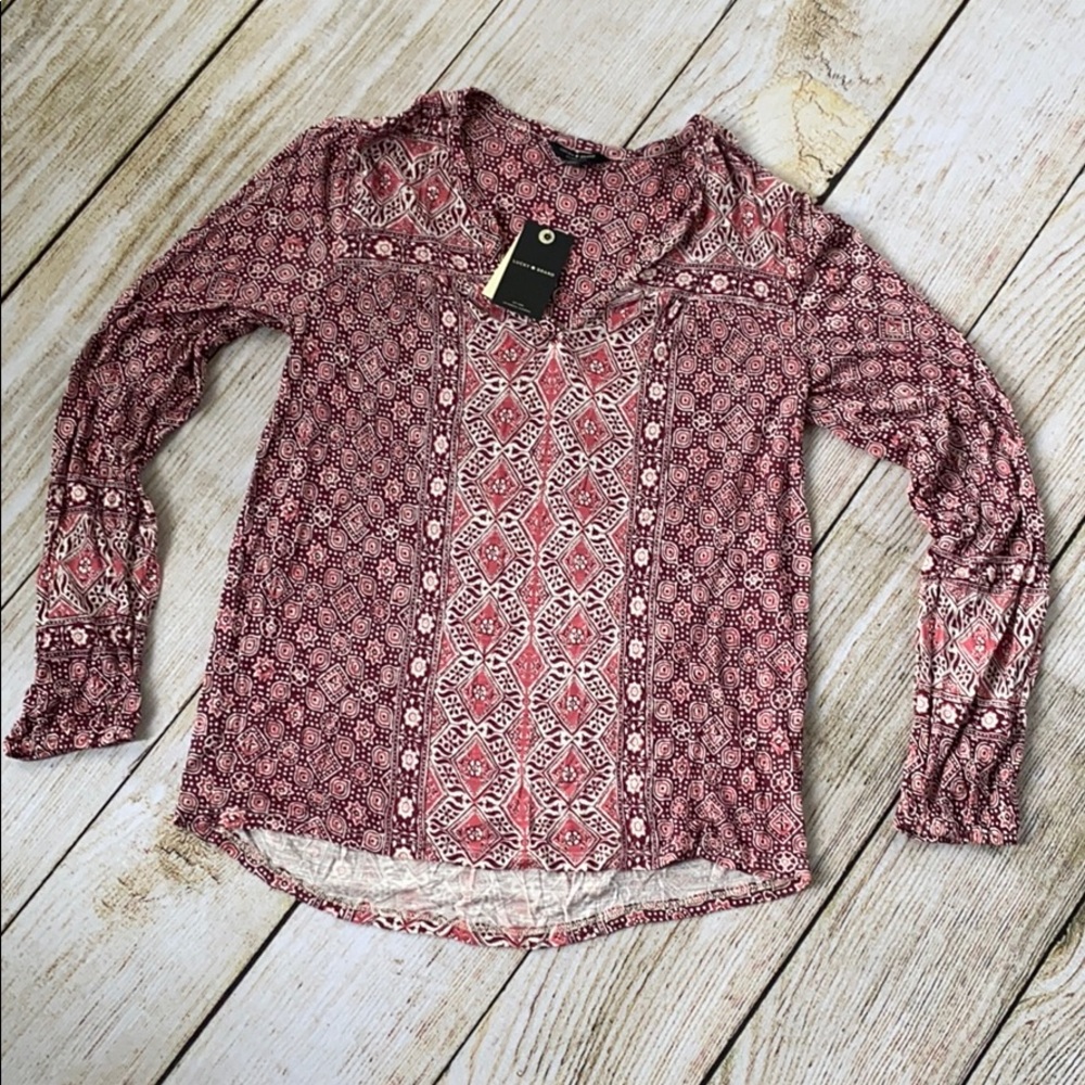 Lucky Brand Printed Split-Neck Top - Picture 2 of 4